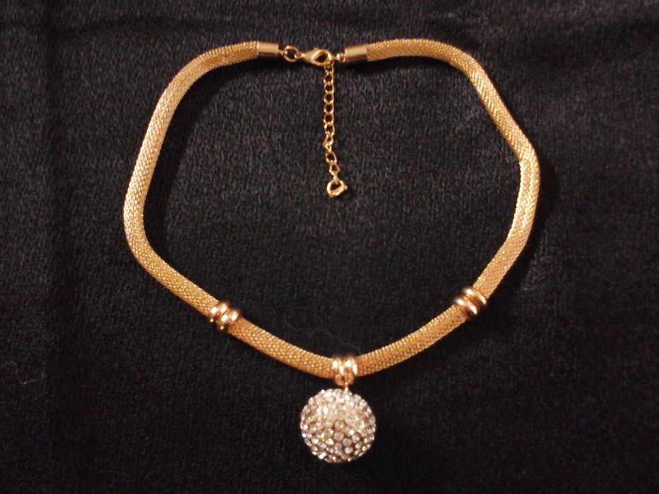 GARGANTILHA Dourada c/Berloque Brilhantes "Fashion Jewerly" - NOVA!