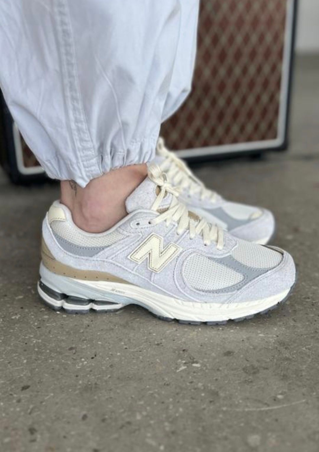 Женские кроссовки new balance