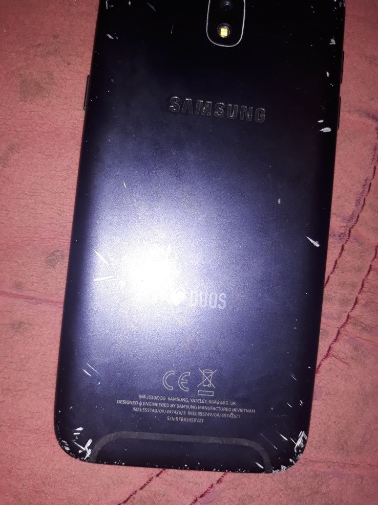 Vendo telemóvel Samsung J5