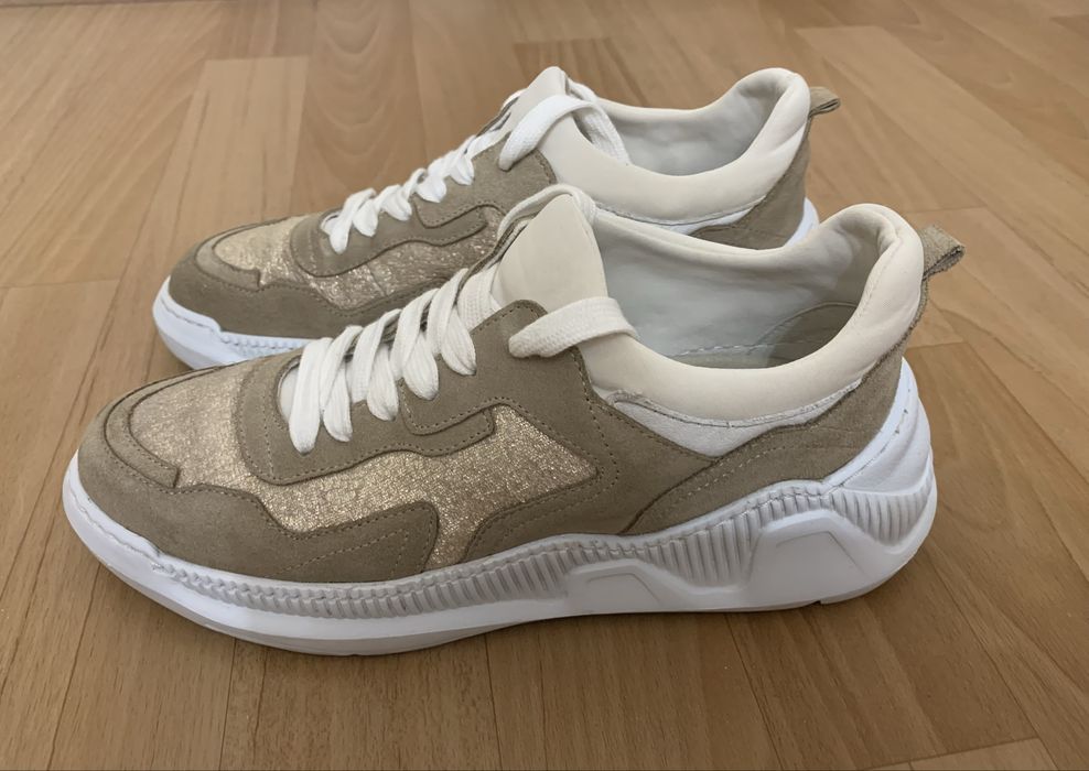 Жіночі кросівки 37р. VIF