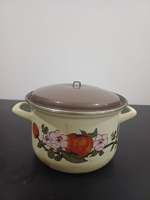 Panela de esmalte vintage anos 70