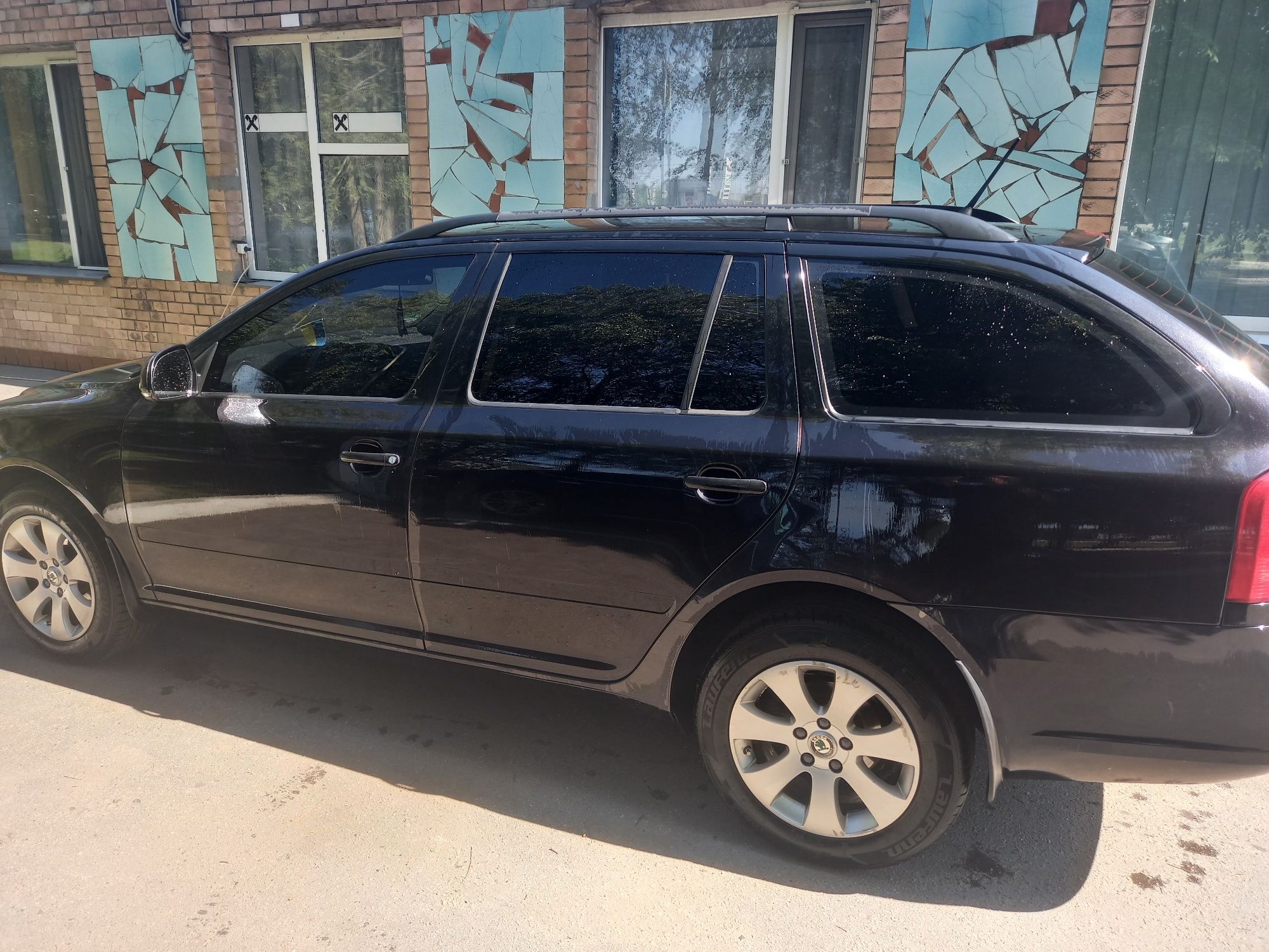 Продам Шкоду октавію 1.6 дизель