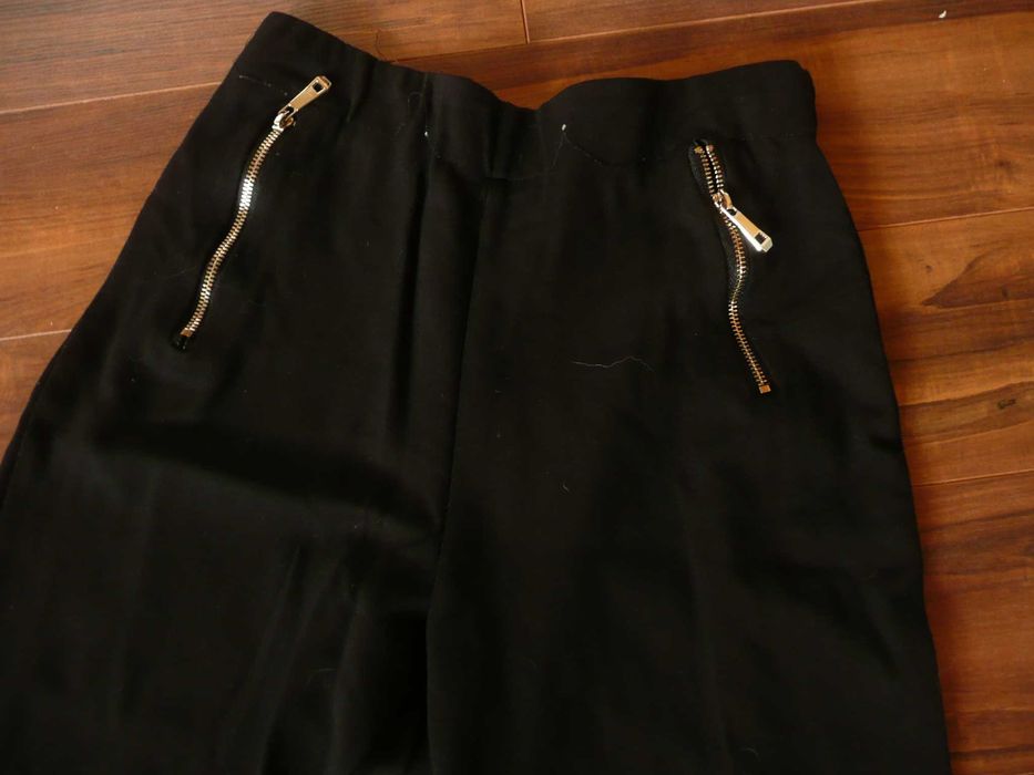 legginsy czarne przeszycia srebrne zamki 34/36