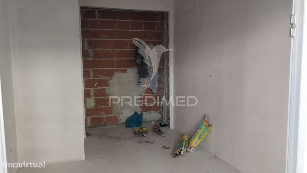 APARTAMENTO T3 COM TERRAÇO Novo Em Santa Marta Do Pinhal - Seixal