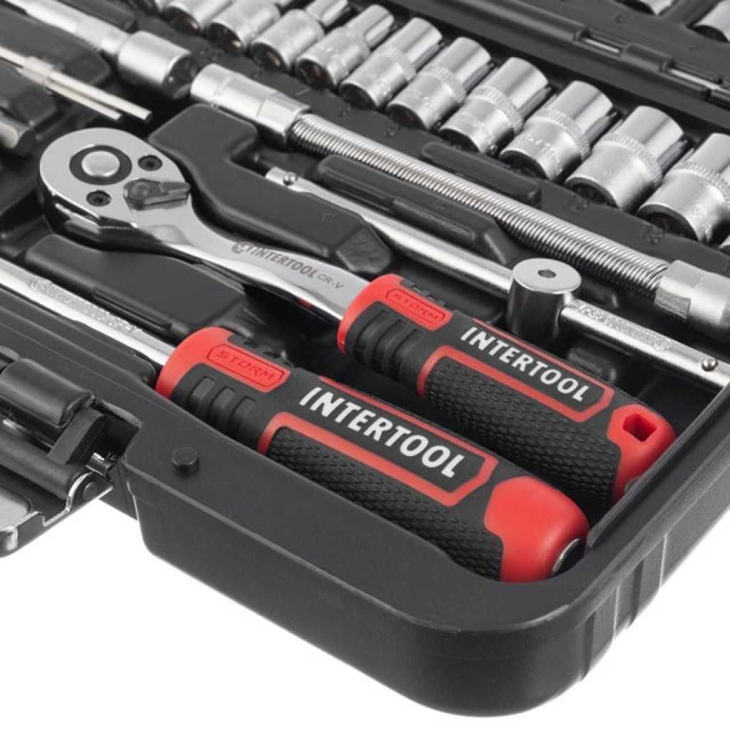 Набор торцевых головок с трещоткой Intertool ET-8046