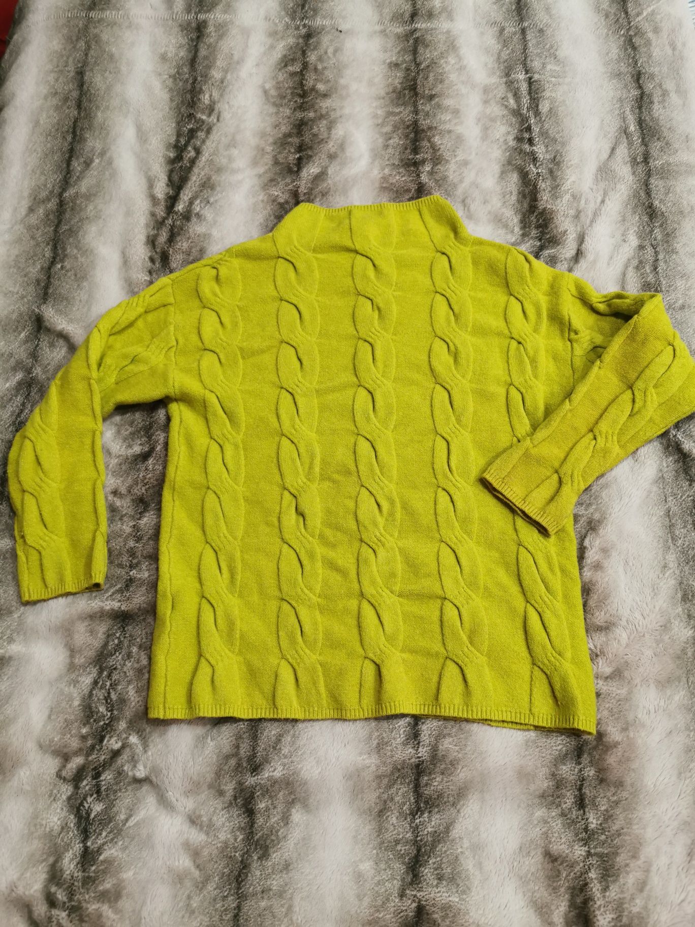 Sweter zielony limonka ciepły warkocze oversize uniwersalny