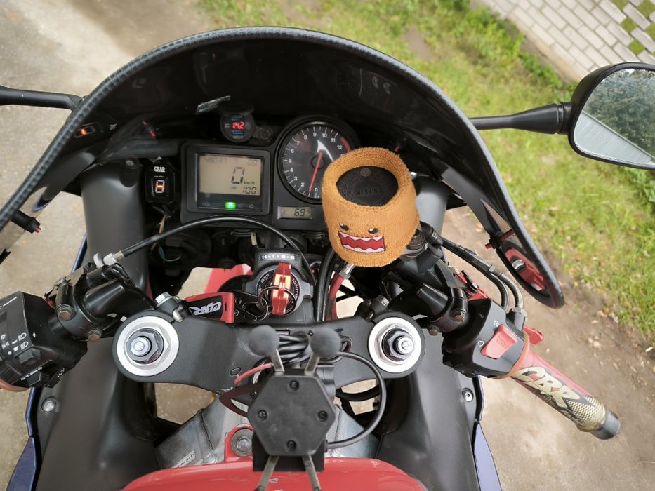 Honda CBR 929 wtrysk nowe opony