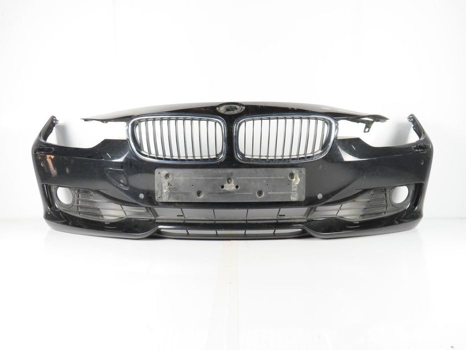 Parachoques Frente Usado / Original BMW 3 (F30, F80)/BMW 3 Touring (F31) 8111729...