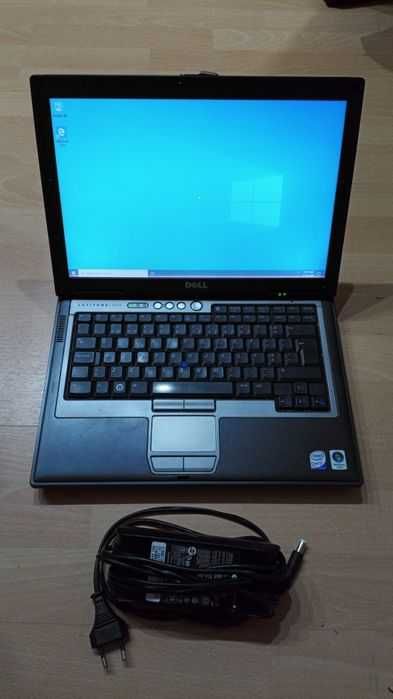 Dell Latitude 630 [Core2Duo- 3 Gb- 320 GB HDD]