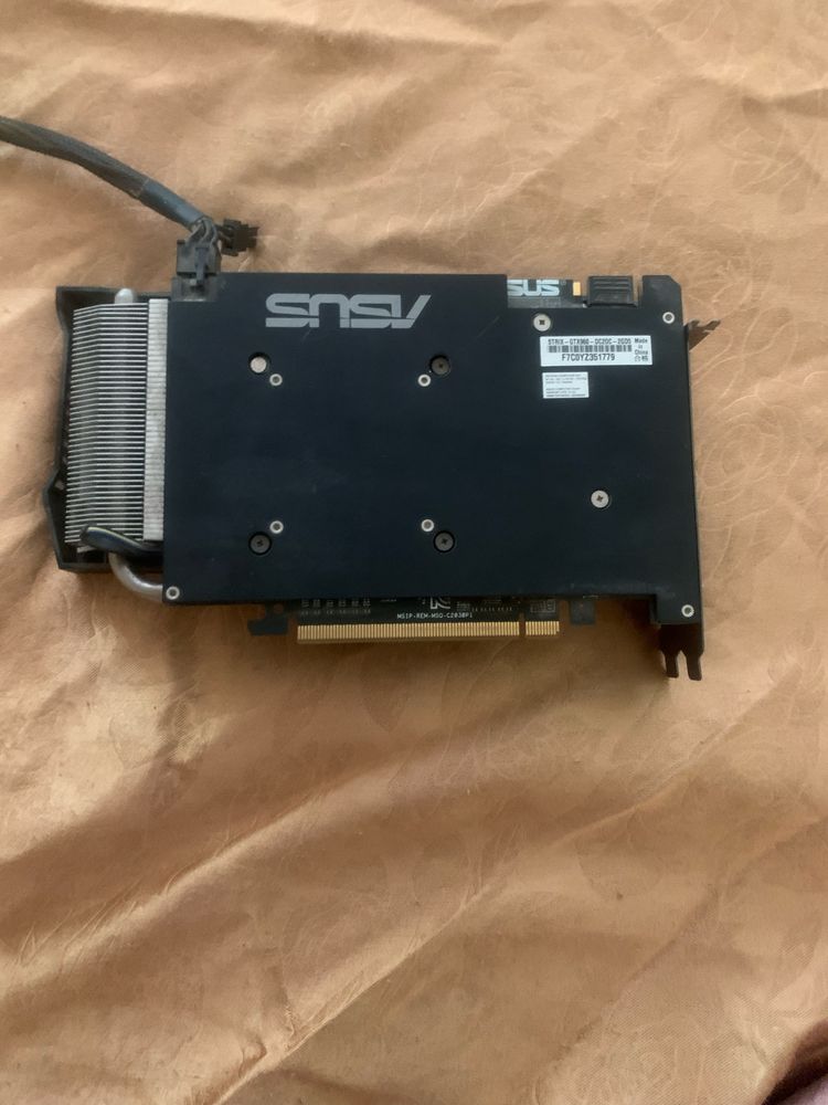 Видеокарта Asus strux gtx 960 2 gb