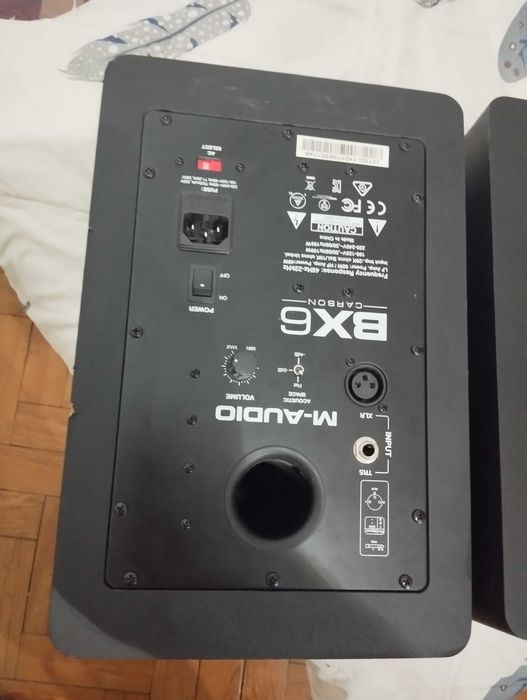 M-Audio BX6 Carbon Colunas Monitor de Estúdio(Par)