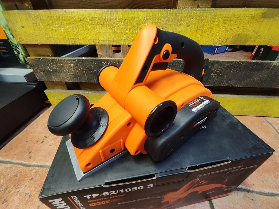 Рубанок электрический Tekhmann TP-82/1050S/до3мм/переворотный/четв./36