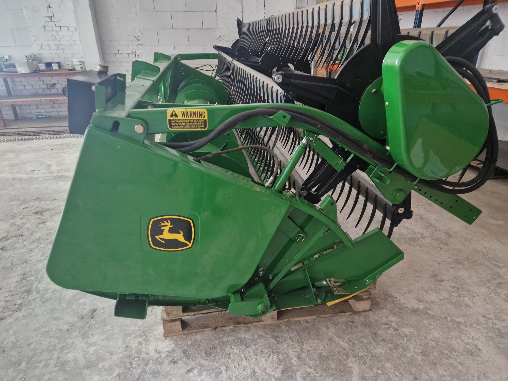 жатка John Deere 915F Claas Mega