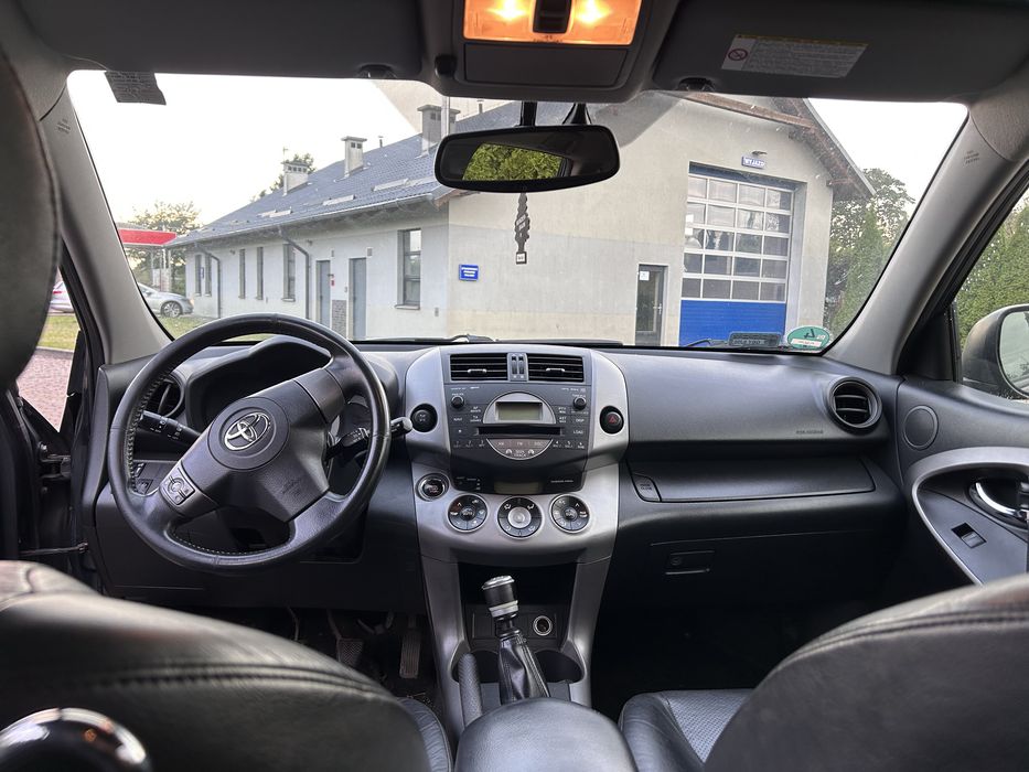 Toyota RAV4 2.2 D-CAT 2006 (uszczelka pod głowicą)