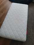Materac  160 cm na 80 cm