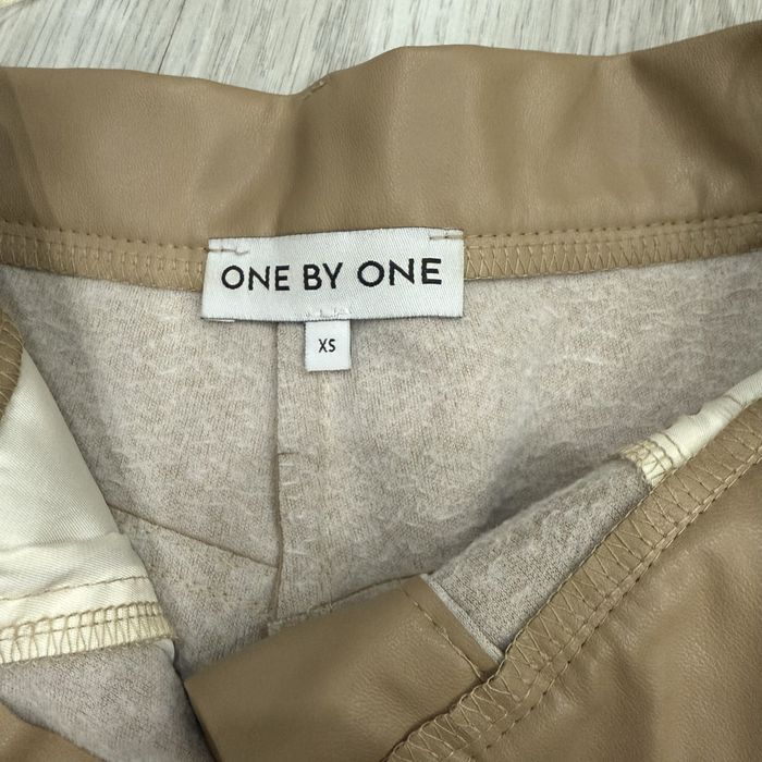 Штани шкіряні бренду One by one, XS