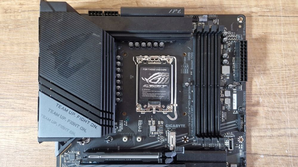 Płyta główna Gigabyte Z790 AORUS ELITE X WIFI7  wada nr 512482