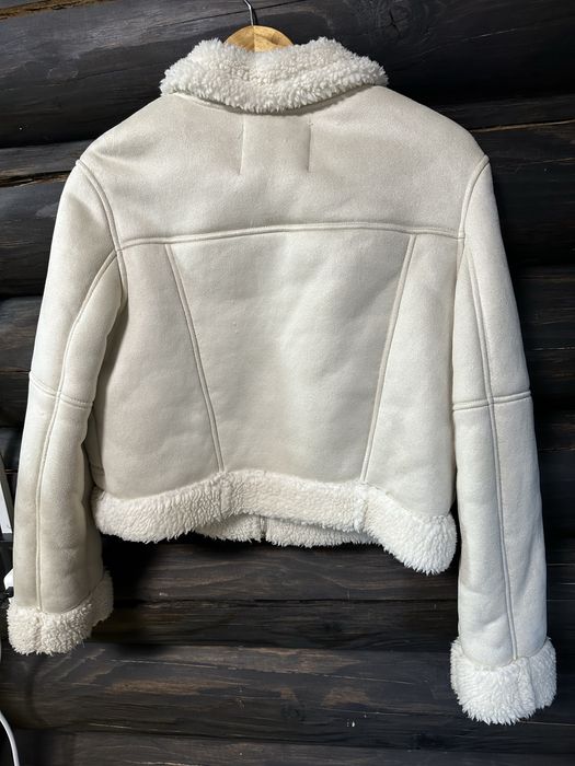 Дубленка короткая Bershka размер M