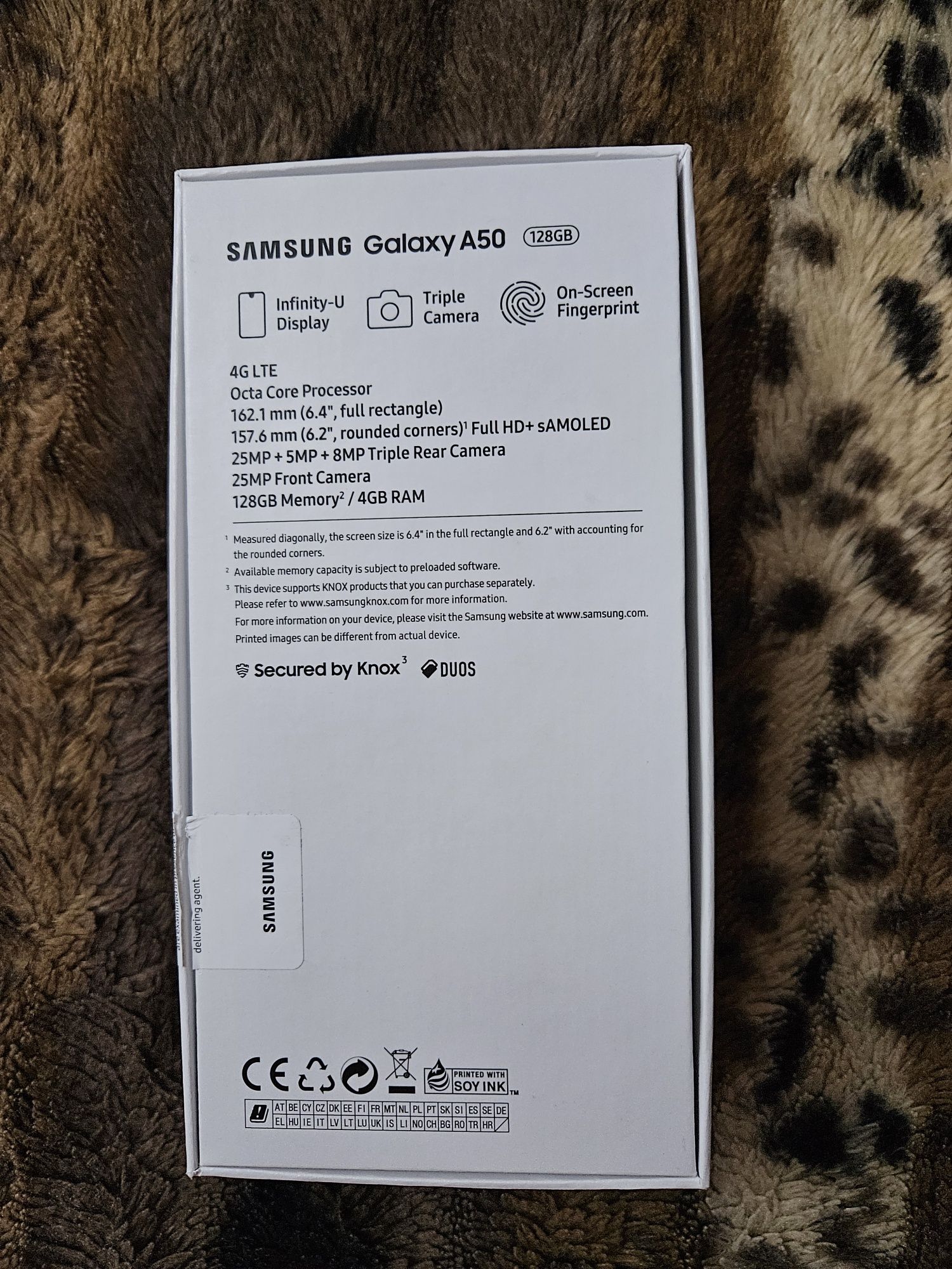 Samsung A50, bardzo dobry stan, granatowy