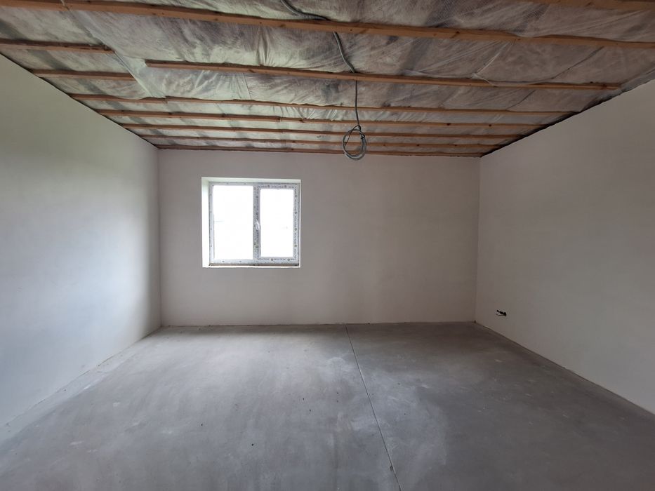 Будинок  + комунікації  +5 с Київський шлях 300 м