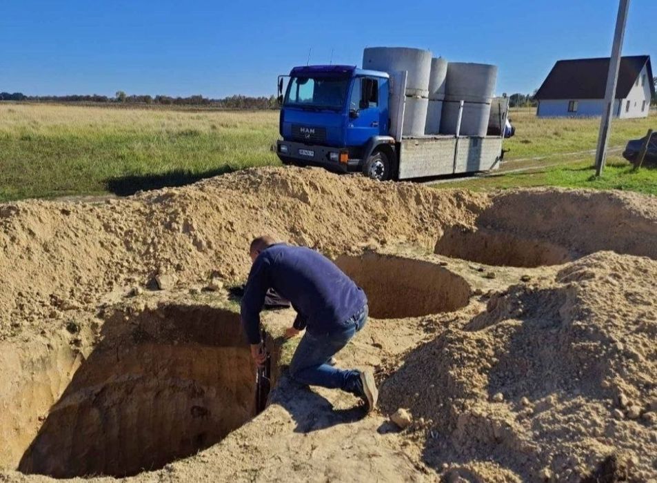 Каналізація в будинку. Копка септика, вигрібної ями с бетонних кілець.