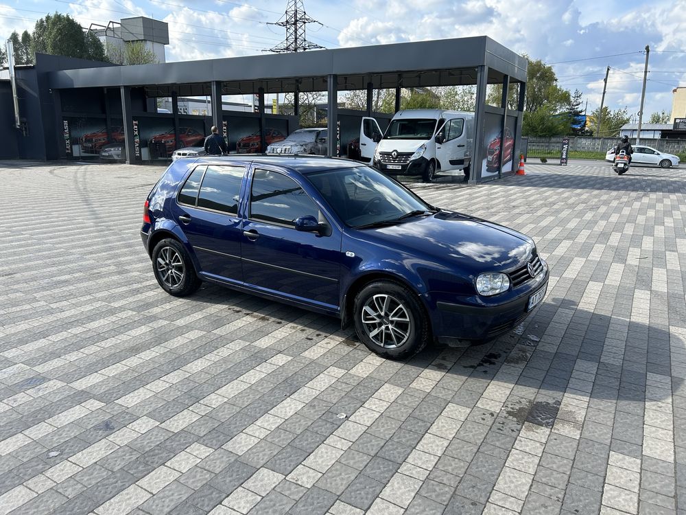 Volksvagen Golf 4 2001