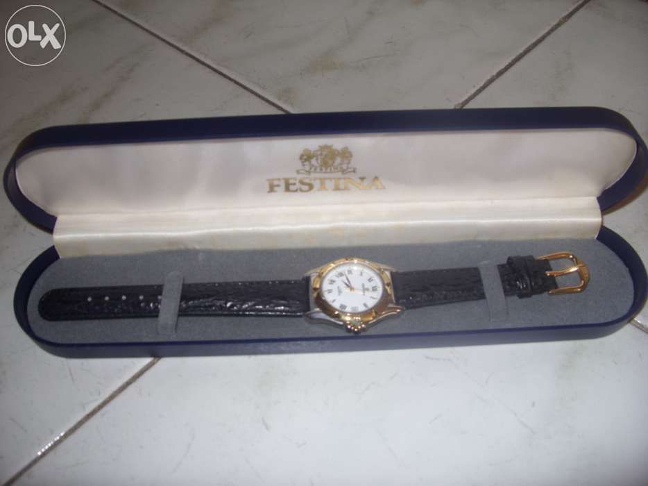 Relógio Festina novo