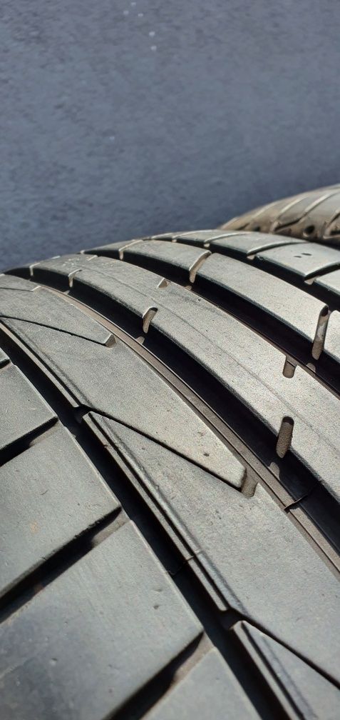 245/40/18 Hankook