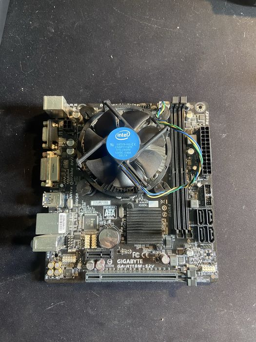 Płyta główna z procesorem i5 7400 / Gigabyte GA-H110M-S2V