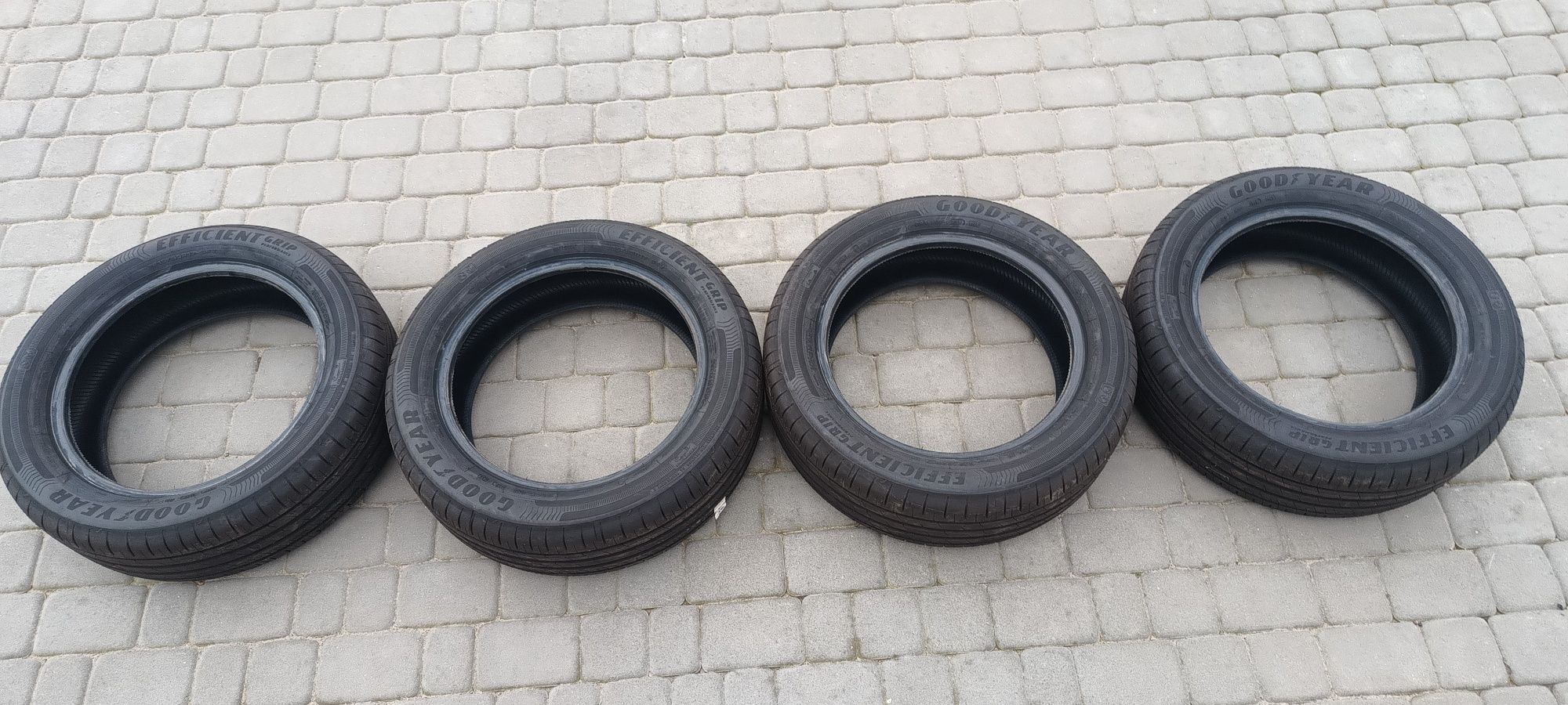 Opony letnie Goodyear Efficient Grip Performance 215/55/17