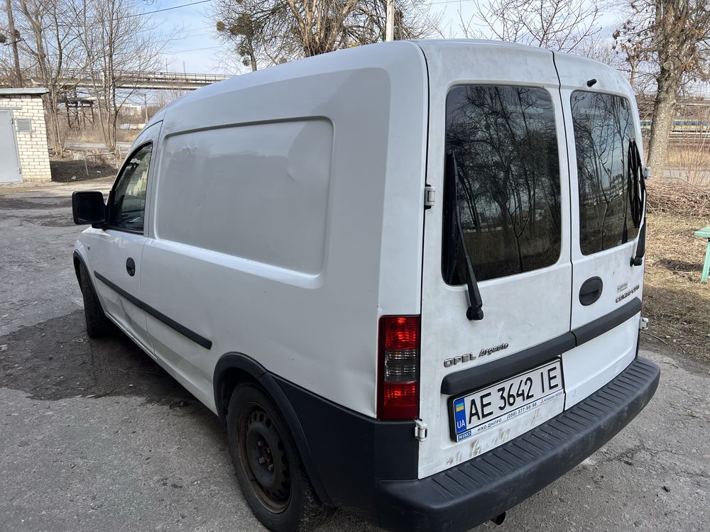 Продам opel combo 1.3 дизель мех идеал срочно не дорого обслужен все