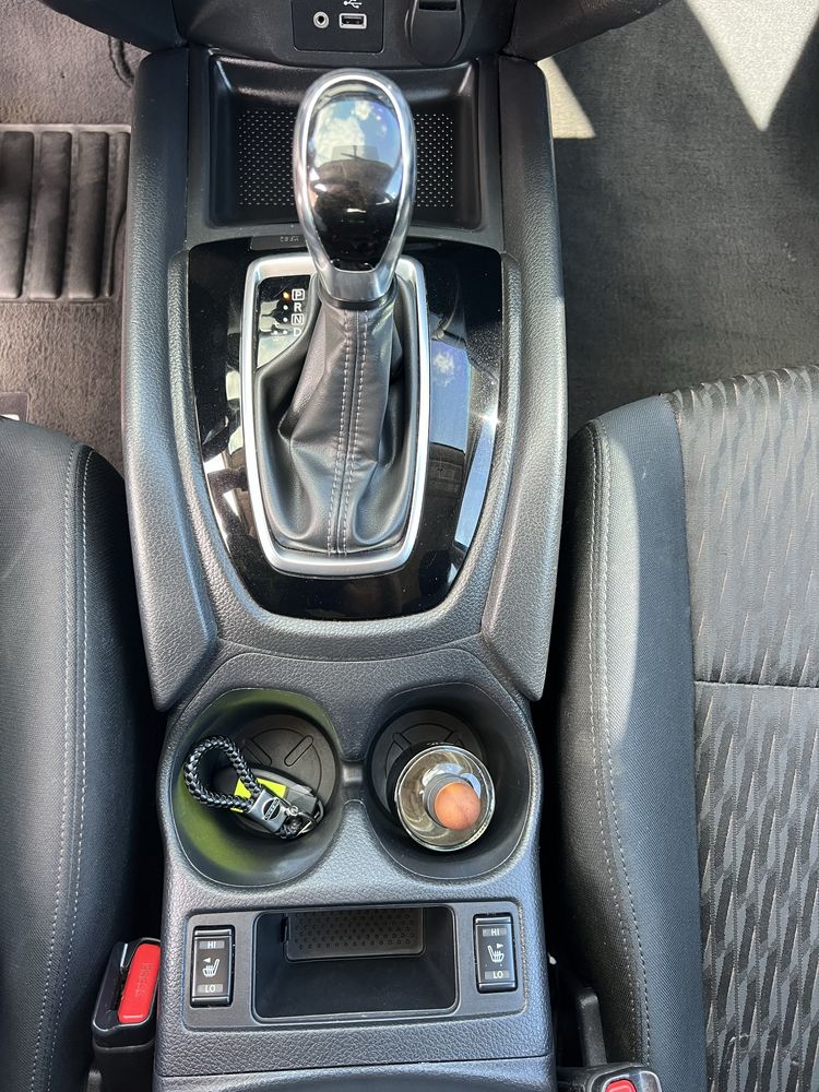 Продам Nissan Rogue SV