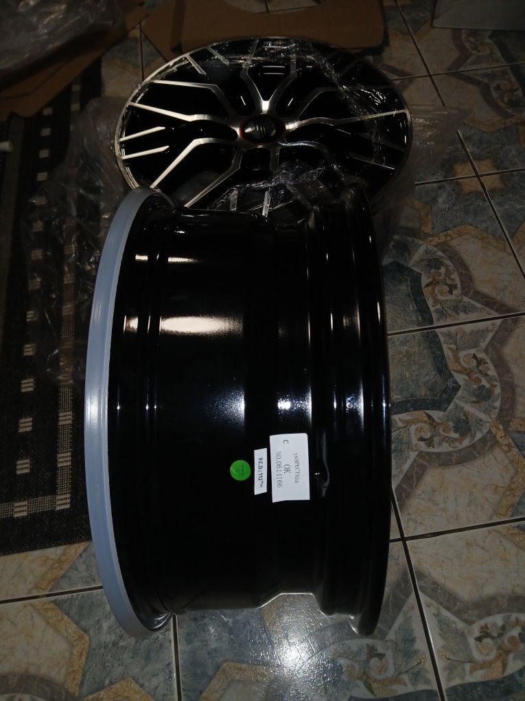 Nowe felgi aluminiowe seat audi wv skoda mercedes 5x112  16