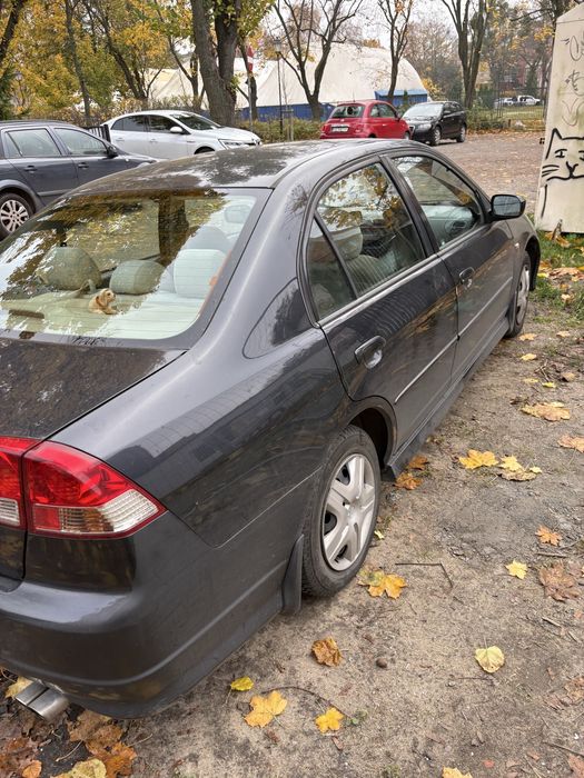 Honda Civic VII sedan 2004 V-TEC