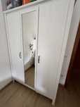 Roupeiro IKEA com 3 portas