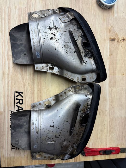 Насадки глушителя Mercedes E43 AMG