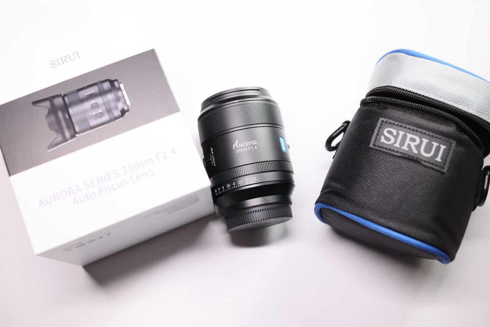 Объектив Sirui Aurora 35mm f1.4 E-mount