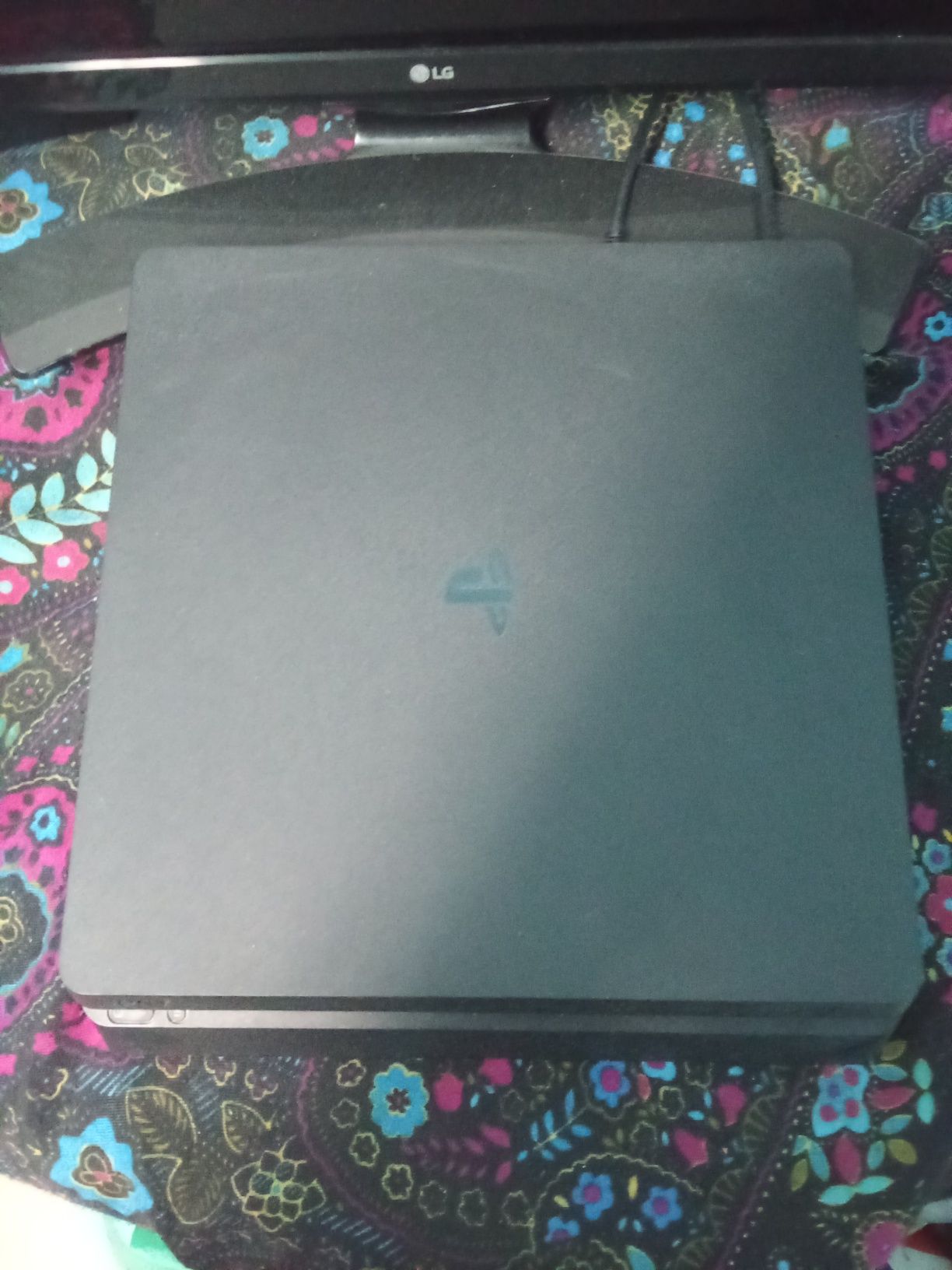 PlayStation 4 - 500GB