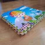 Mata piankowa duża / puzzle dla dzieci 12 szt. / 60 x 60 cm