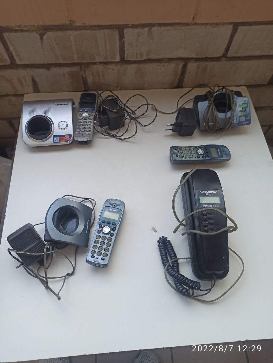 Panasonic KX-TG7207UA, 4 штуки, радиотелефон