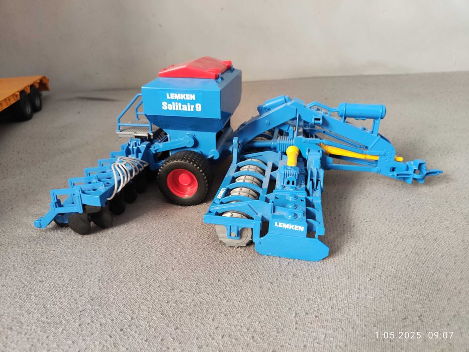 Bruder siewnik-używany. Stan b dobry