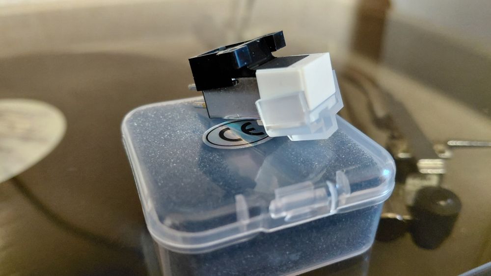 Головка для винилового проигрывателя.