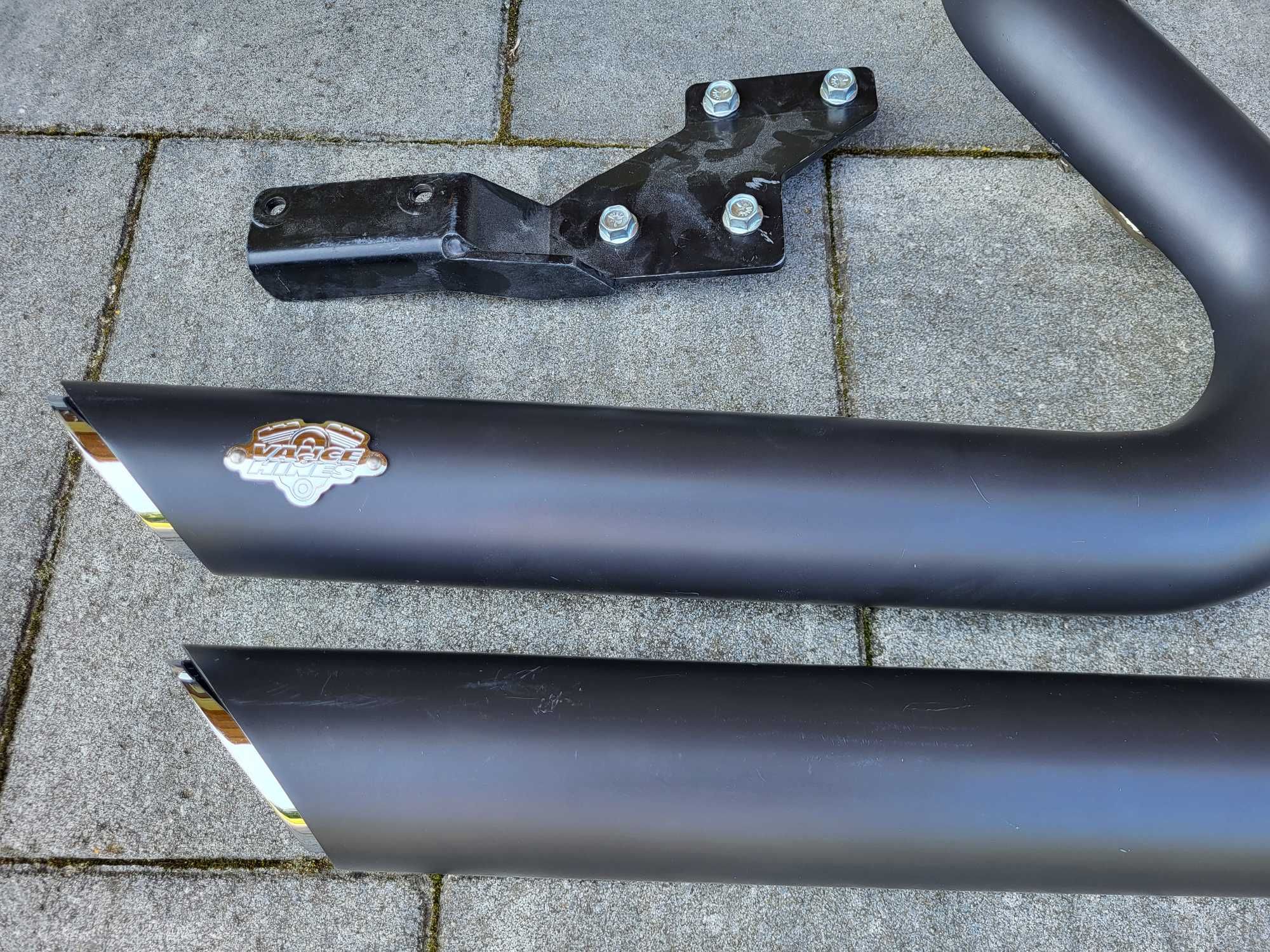 Harley Davidson Softail M8 Vance Hines wydech tłumik