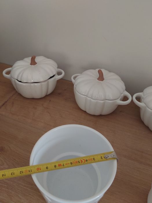 Osłonki na kwiaty Ikea