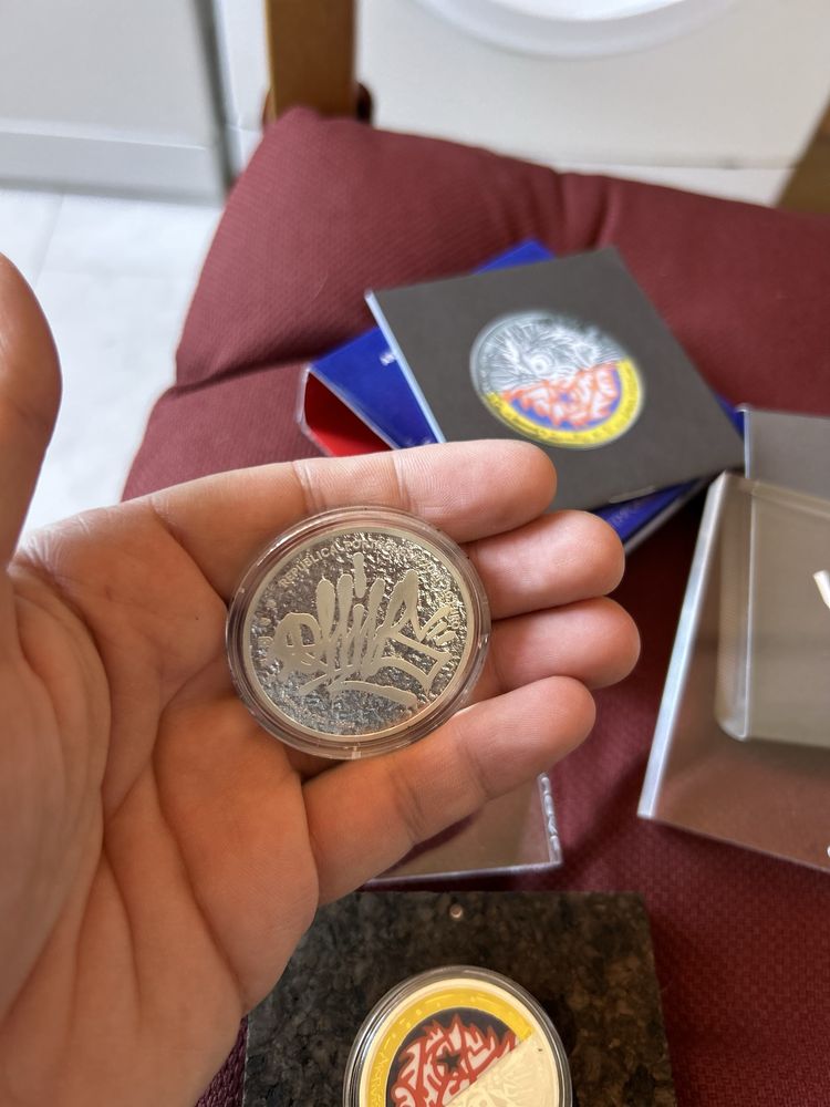 Conjunto de 2 moedas Prata Proff Vhils & Bordalo II