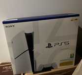 PS5 Slim 1TB - Zupełnie nowy i zapieczętowany