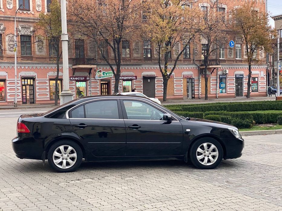Продам хороший автомобиль KIA