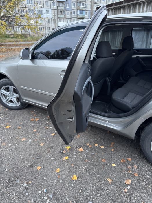 Skoda octavia A5 FL, 2010, 1.8 tsi, АКПП