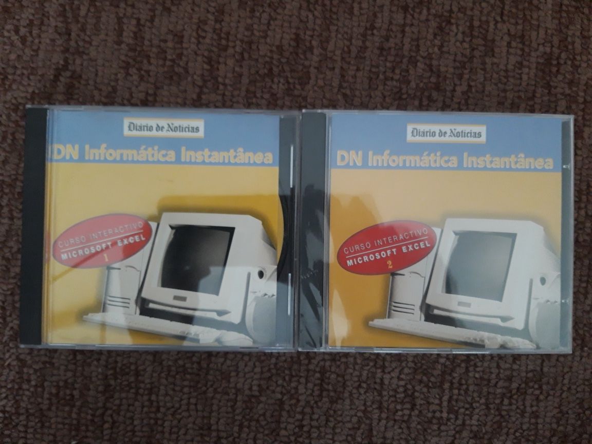 8 CD-ROMS DN Informática Instantânea (selados)