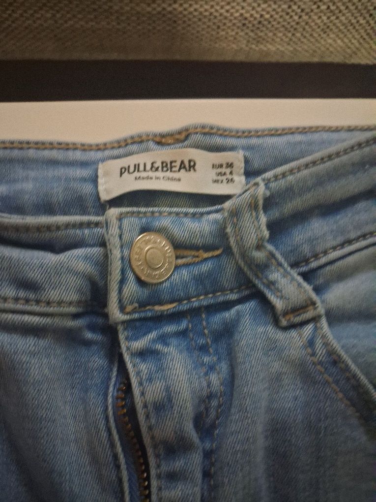 Spodnie damskie Pull Bear